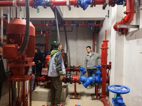 4ff145b49a8f04a3a4b90f8e62837281